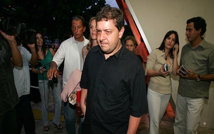 Fábio Luis Lula da Silva (Lulinha), ao centro, filho do presidente Luiz Inácio Lula da Silva